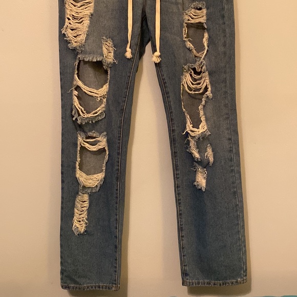 Distressed Elastic Waist Jeans by Heyson Brand, EUC! - Picture 3 of 7